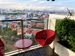 Vacanza @ East (D14), Condominium #168654312